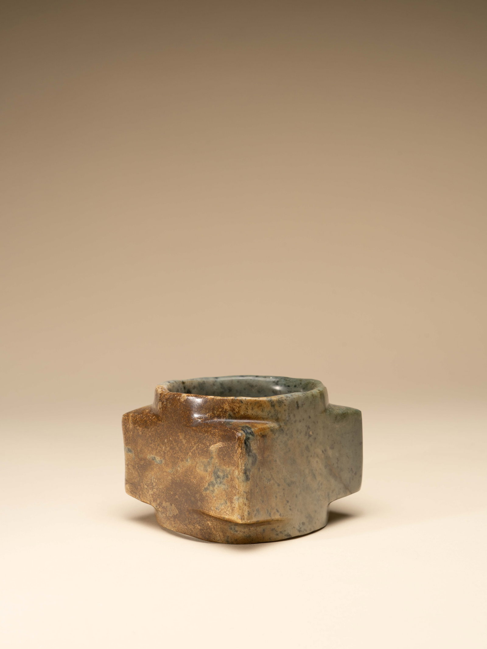 A JADE CONG (1 of 4)