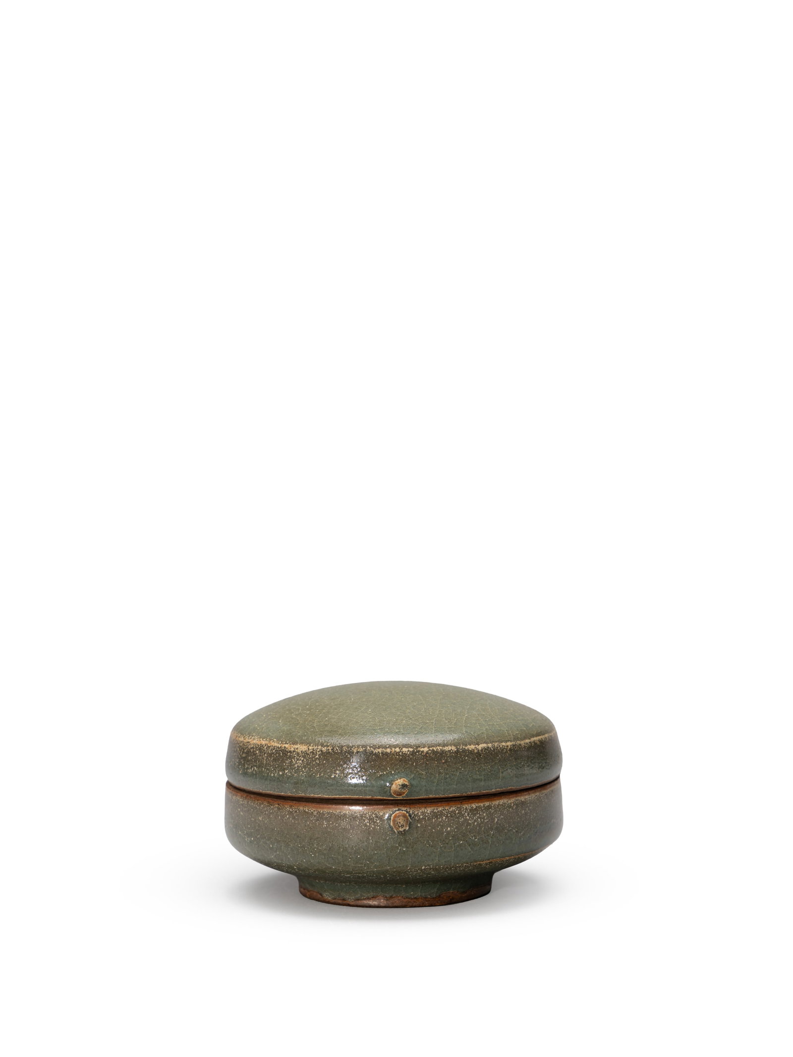 A 'HENAN' CELADON-GLAZED COSMETIC BOX (1 of 4)