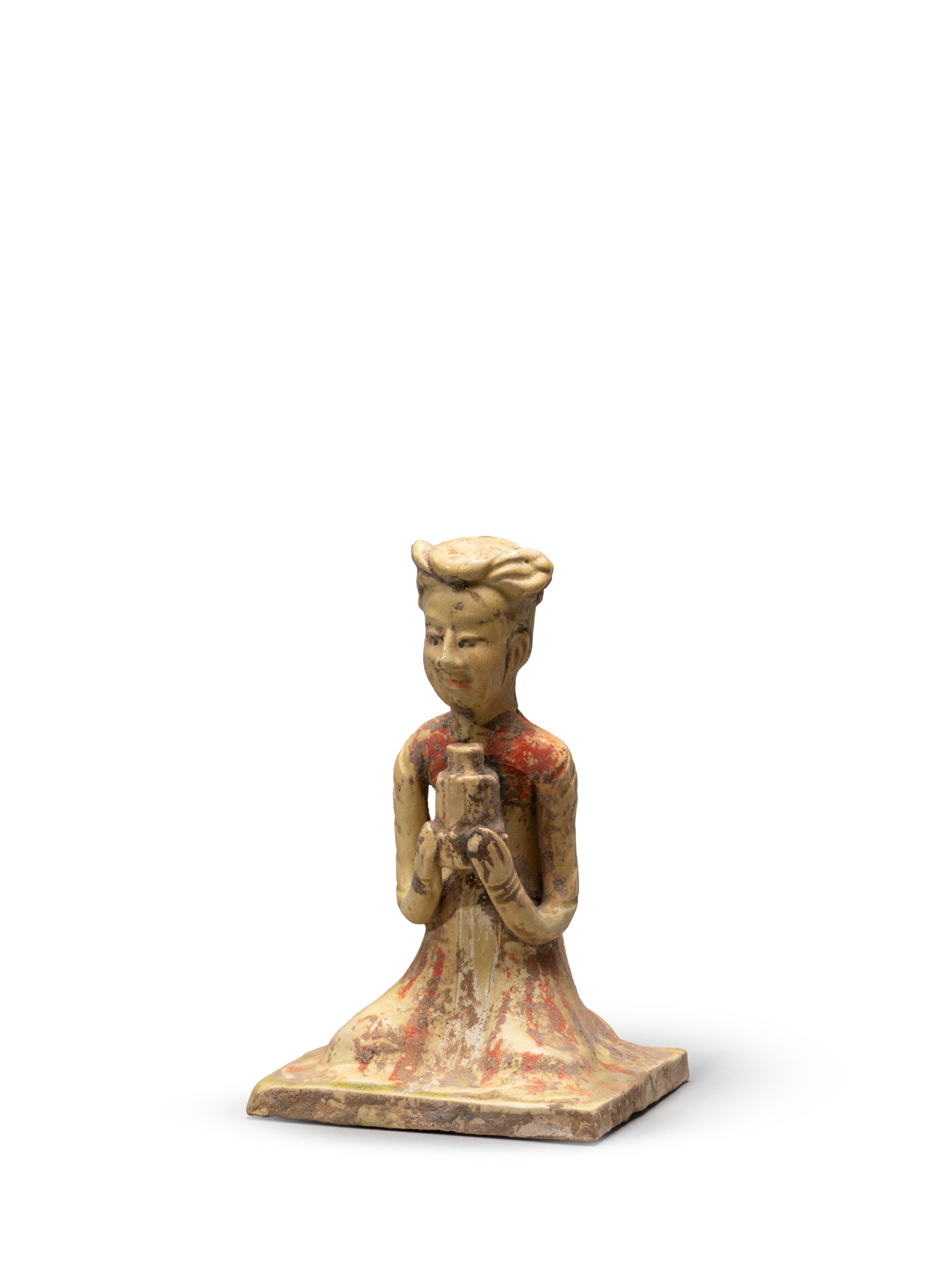 A PAINTED POTTERY FIGURE OF A LADY: 年代(Age):TANG(618-907 A.D.) 。尺寸(Size):19.9 cm Height。