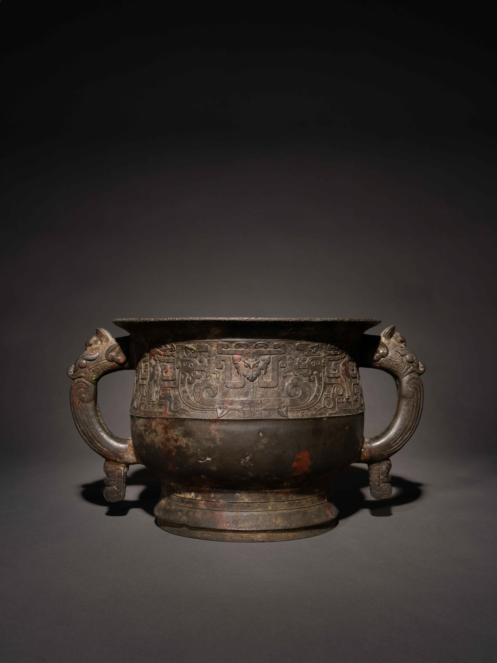 AN ARCHAISTIC BRONZE GUI-FORM CENSER (1 of 6)