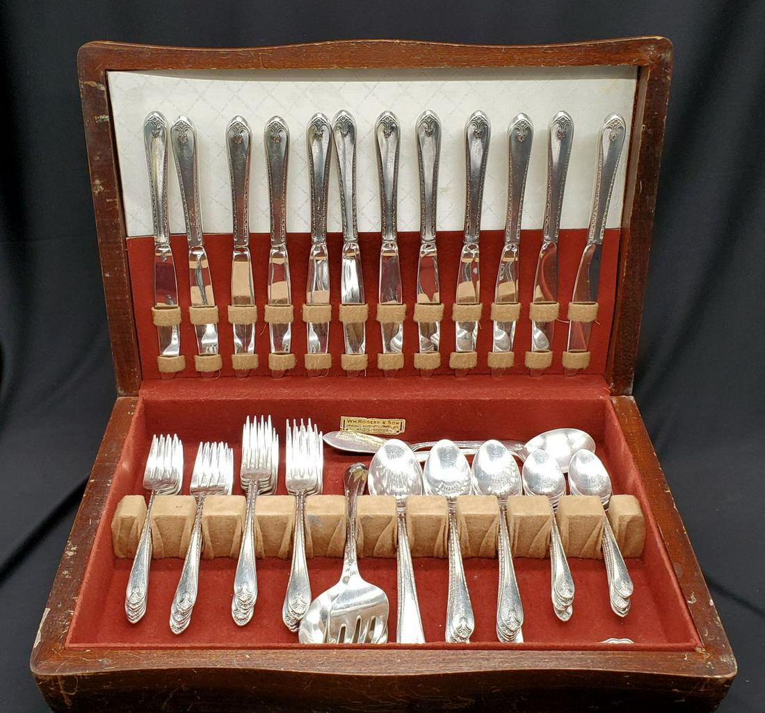 W M Rogers & Son Silver Plated Flatware set for 12 Sep 24, 2019
