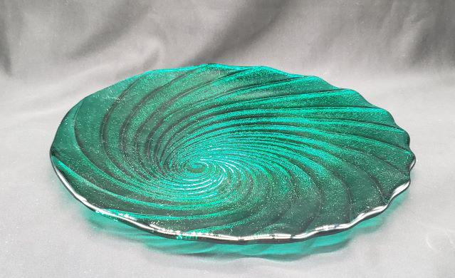 Huge Green Seashell Plate: Huge green seashell plate
