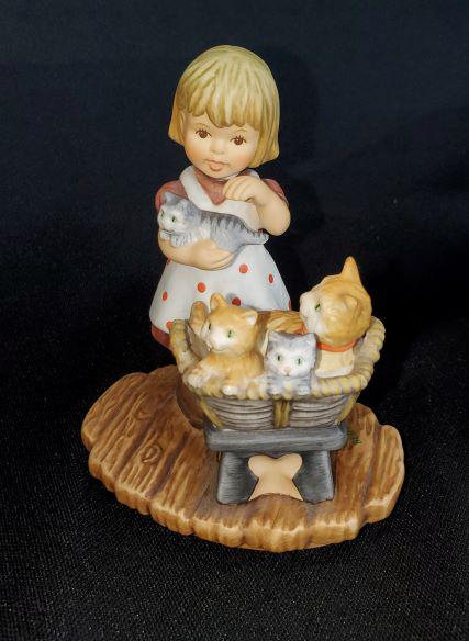 New Arrivals BH 68 Goebel 1999: New Arrivals BH 68 Goebel 1999 - Berta Hummel