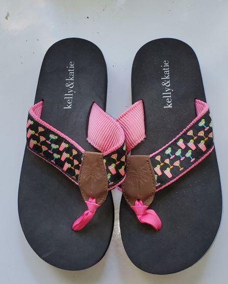 Kelly & Katie Sandals: Size 5 women