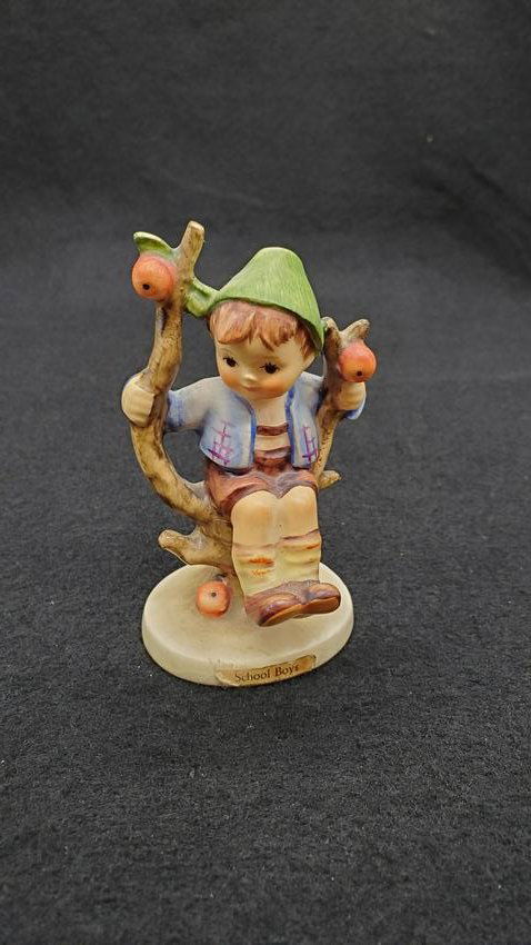 Hummel Apple Tree Boy  3" (1 of 1)