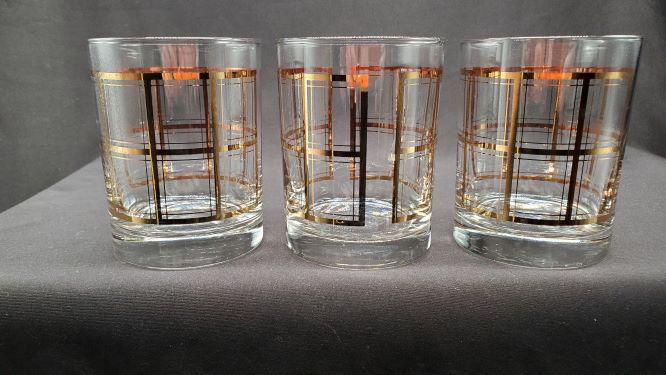 Rock Glasses with Gold Trim: 3 Rock Glasses with Gold Trim