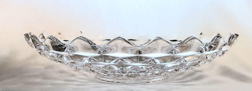 Fostoria American Clear Footed Lilly Pad Bowl: Footed Lilly Pad Bowl measures 12inches across