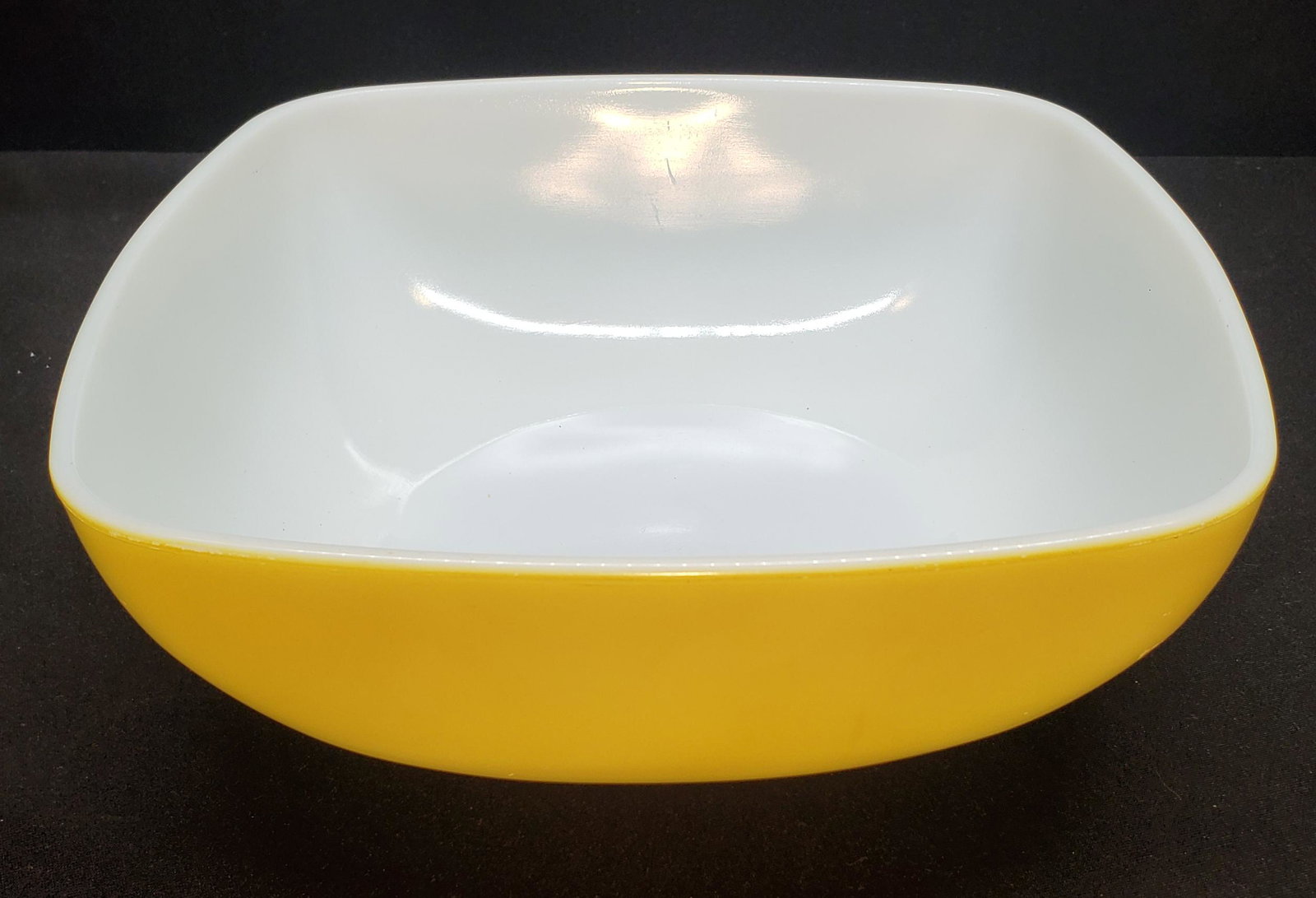 Yellow Square Casserole Dish 2.5 Quart No Lid: Yellow Square Casserole Dish 2.5 Quart No Lid Width 9 1/8 inches Height 3 1/4 inches