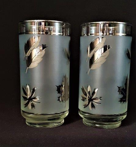 Vintage Libbey Silver lined highball set: Set of 2 Vintage Libbey silver lined frosted Highball glasses