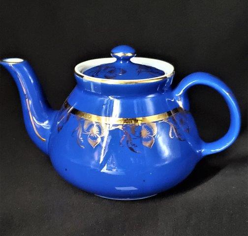 Vintage Tea Pot: Vintage Tea Pot