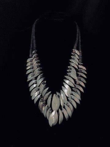 Unique shell statement necklace (1 of 1)