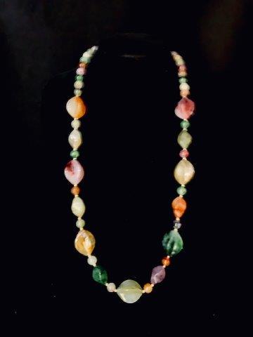 Vintage Multicolor Lucite necklace (1 of 1)