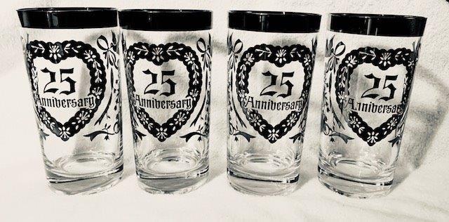 Vintage set of 4 Silver 25th Anniversary Tumblers (1 of 3)