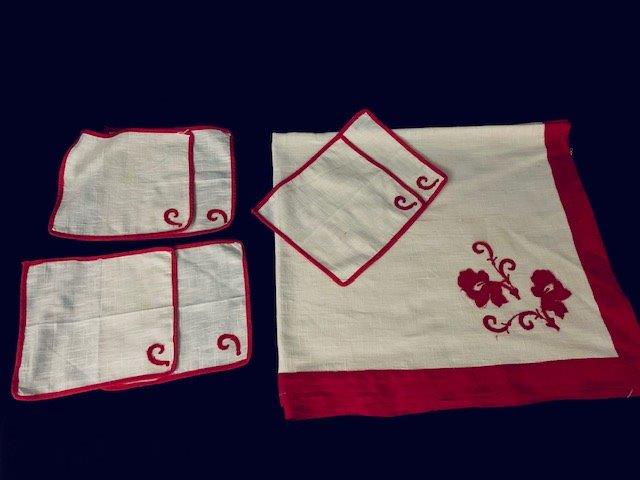White table cloth and napkin set with red trim (1 of 1)