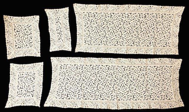 Stunning Vintage egg shell lace linen set (1 of 1)