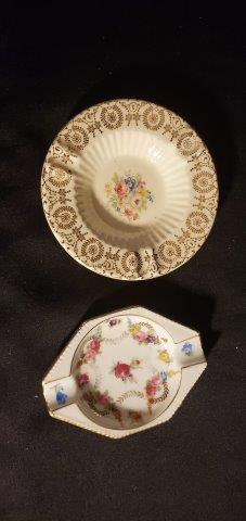 Vintage Porcelain Ashtrays: Vintage Porcelain Ashtrays