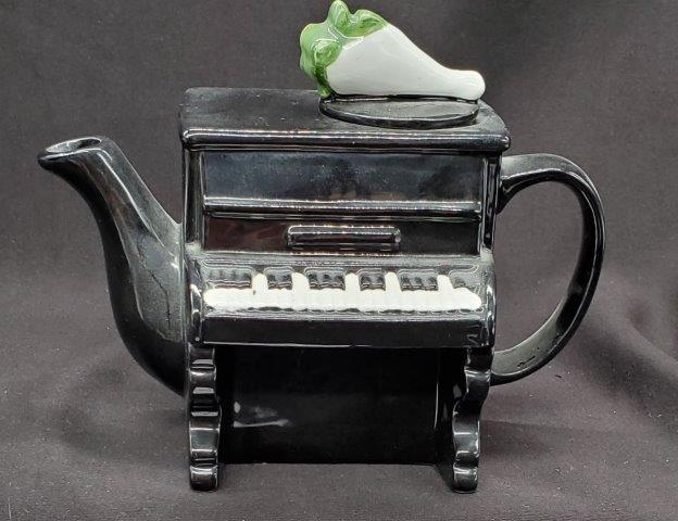 Piano Tea Pot: Piano Tea Pot