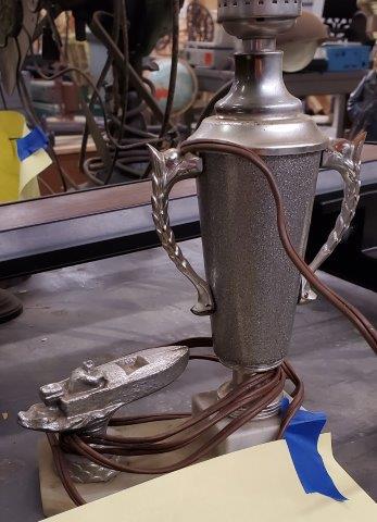 Racing Boat Trophy Lamp: Racing Boat Trophy Lamp