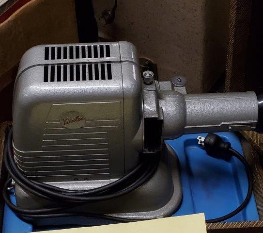 Vintage 1940's Viewlex Slide Projector: Vintage 1940's Viewlex Slide Projector