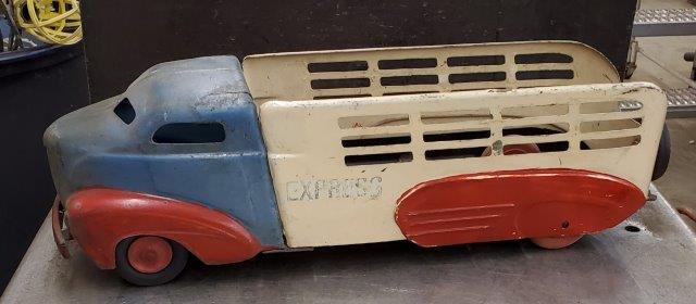 All Metal Prop - Express Truck: All Metal Prop - Express Truck