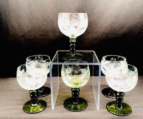 Six Vintage Avocado Stemmed Wine Glasses: Beautiful etched wine glasses with leaves in grapes pattern. Avocado green bulbous stem.