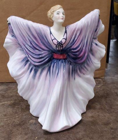 Vintage Royal Doulton Isadora Hand Made & Decorated: Vintage Royal Doulton Isadora Hand Made & Decorated HN2938 Peter A Gee 1985 Royal Doulton UK, RARE Collectable Figurine; Bone China, porcelain 8" tall