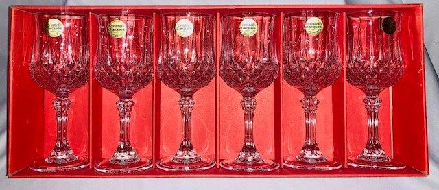 Cristal D'arques Longchamp Set: 6 Longchamp Cristal Wine Glasses (6 3/4 inch tall)