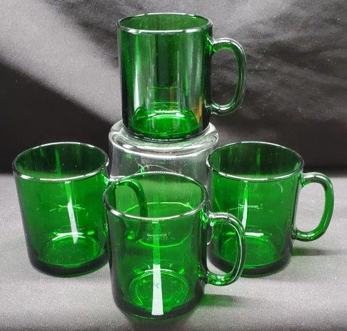 Emerald Green Glass Mugs: Set of 4 solid emerald green glass mugs 3.5 inches tall