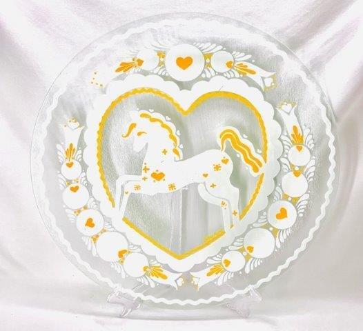 Peter Hunt Signed Horse Platter: Amazing 16 inch vintage Peter Hunt mid century modern glass horse platter. Peter Hunt - Mid century folk artist (1896 - 1967)