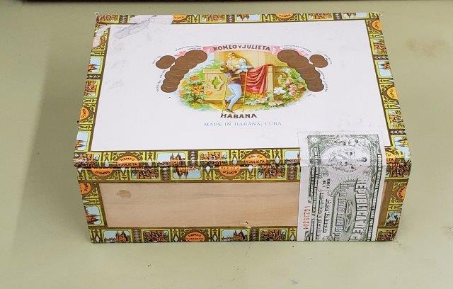 Romeo Julieta Cigar Box: Romeo Julieta Cigar Box