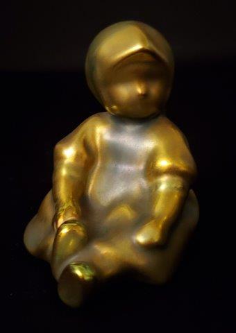 Zsolnay Pecs Made in Hungary 3" tall: Zsolnay Pecs Made in Hungary 3" tall