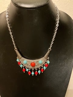 Rare Find Southwestern Julies Jewels Necklace 16 inches long: Rare Find Southwestern Julies Jewels Necklace 16 inches long