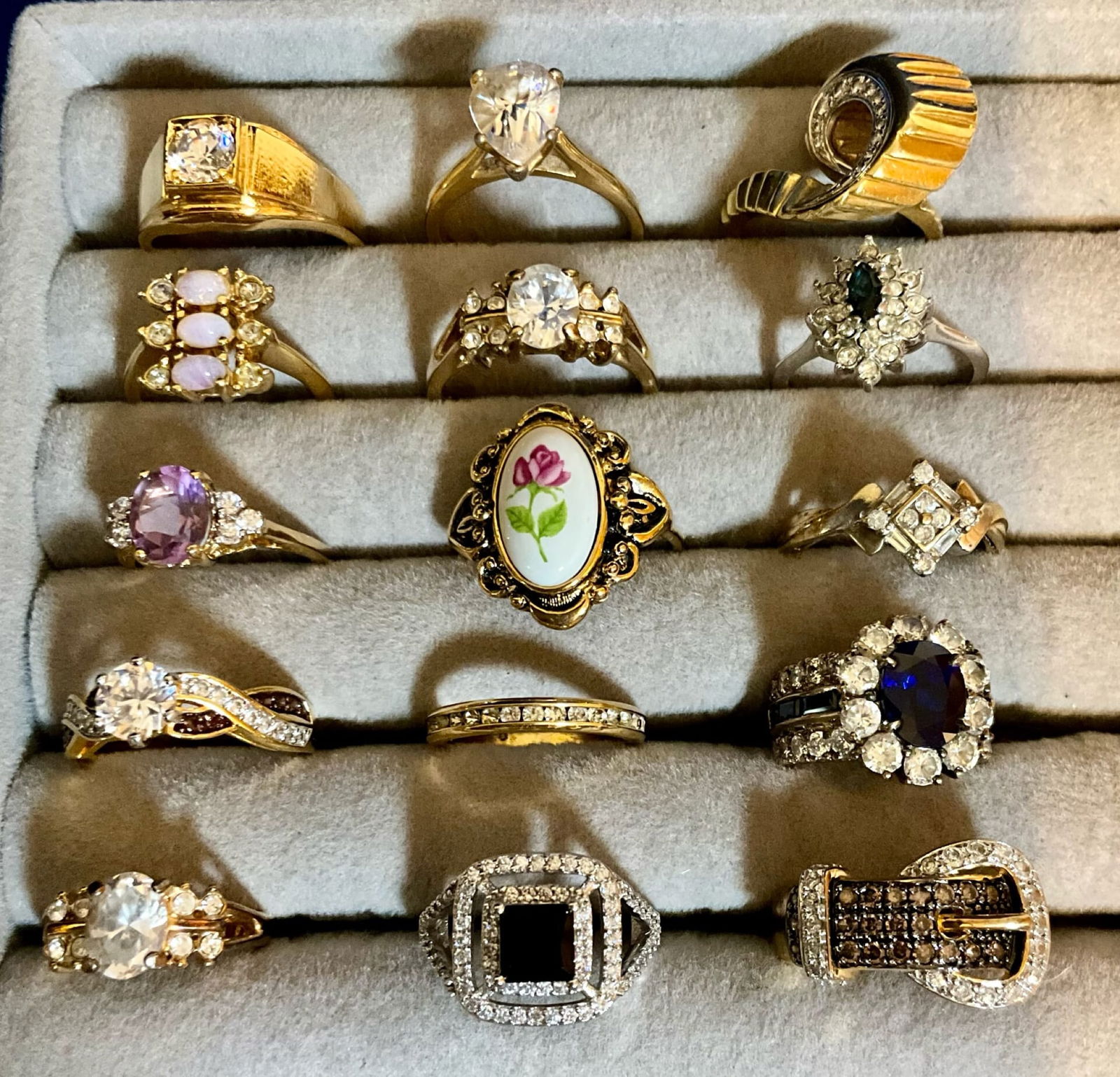 15 Ladies 14k Gold Rings with Gemstones (1 of 4)