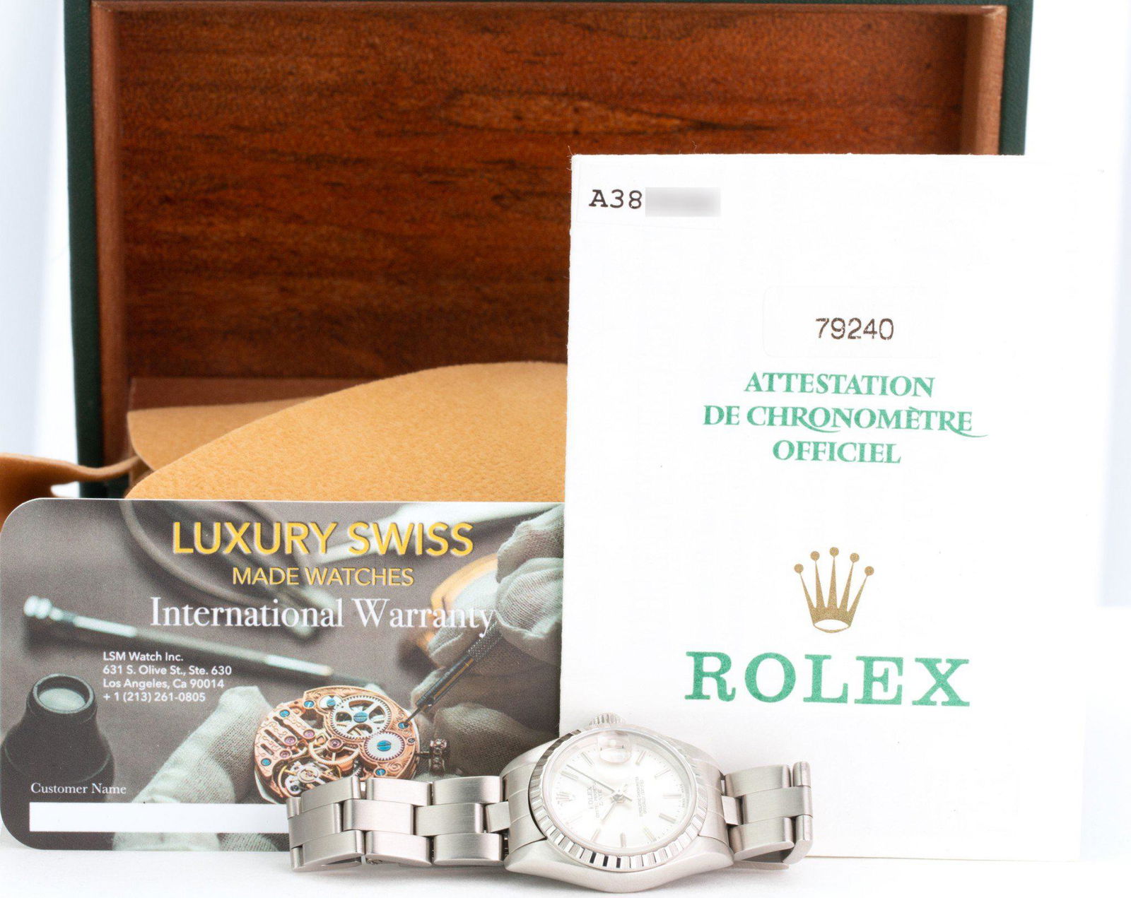 Pre-Owned Rolex Lady Oyster Perpetual Date 79240: Excellent Pre-Owned Rolex Lady Oyster Perpetual Date 79240 Condition: Excellent Pre-owned Authentic Packaging: Comes with generic watch box Paperwork: Comes with In-house Certificate Subject to Availa