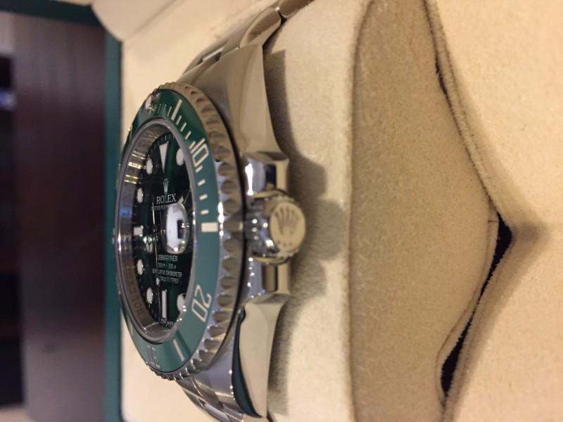 Rolex Submariner Green Anniversary Edition Stainless: Rolex Submariner Green Anniversary Edition Stainless Steel 40mm Watch SKU: RBJROLEXSUBMA-580CD549A375E Brand: Rolex Condition: Pre-Owned Model: Submariner Green Anniversary Edition Size and Fit: Case