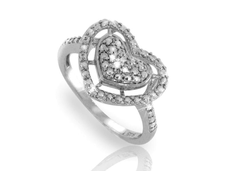Heart 925 Sterling Silver Diamond Ring R221: Heart 925 Sterling Silver Diamond Ring R221 SKU: RBJ-203123903335-E Condition: Never Worn Model: 203123903335-E MORE DETAILSItem Specifics:Clarity: I3Diamond Color: K - MMetal: Sterling SilverMetal Pu