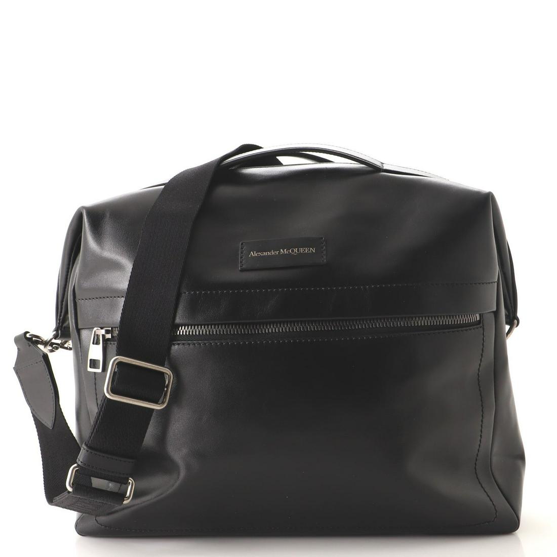 Alexander McQueen Front Zip Logo Messenger Bag Leather Medium: Alexander McQueen Front Zip Logo Messenger Bag Leather Medium Exterior Color: Black Interior Color: Black Exterior Material: Leather Interior Material: Nylon Hardware Color: Aged Silver Accessorie