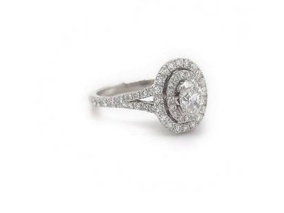 Neil Lane Oval Diamond Double Halo 1.00 Tcw Engagement Ring 14kt White Gold: Neil Lane Oval Diamond Double Halo 1.00 Tcw Engagement Ring 14kt White Gold SKU: RBJ185170589734-E Brand: Neil Lane Condition: Pre-Owned Model: 185170589734-E Item Specifics:Brand: Neil