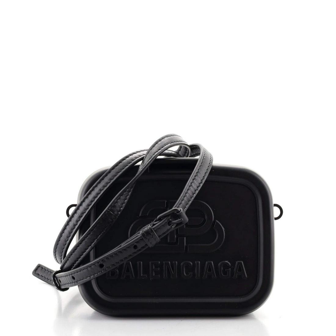Balenciaga Logo Lunch Box Bag Plastic: Balenciaga Logo Lunch Box Bag Plastic Exterior Color: Black Interior Color: Black Exterior Material: Resin Interior Material: Leather Hardware Color: Black, Matte Accessories: Dust bag, Detachable