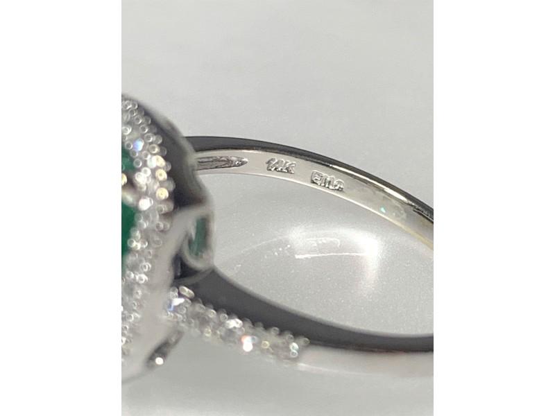 14K White Gold Emerald Cut Emerald Diamond Ring: 14K White Gold Emerald Cut Emerald Diamond Ring RBJ no: 14KWHITEGO-62017B617ABA0 Condition: Never Worn