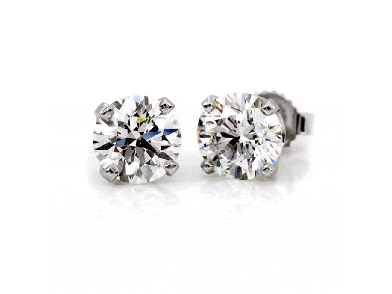 True 1.00 Carat Round Diamond Stud Earrings In 14K White Gold: True 1.00 Carat Round Diamond Stud Earrings In 14K White Gold Product Code: TRUECT1004 Condition: Never Worn Metal: White Gold Stone: DIAMOND Br> *Gender: UnisexCondition: NewBacking: Screw-Back Posts