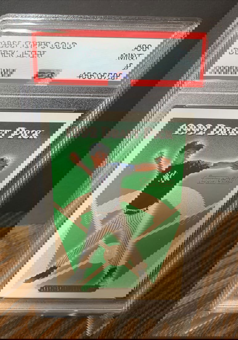 1993 Topps Gold Derek Jeter #98 Rookie Card PSA 9 MINT + High End Hof Yankees: 1993 Topps Gold Derek Jeter #98 Rookie Card PSA 9 MINT + High End Hof Yankees 1993 Topps Gold Derek Jeter #98 Rookie Card PSA 9 MINT + High End Hof Yankees