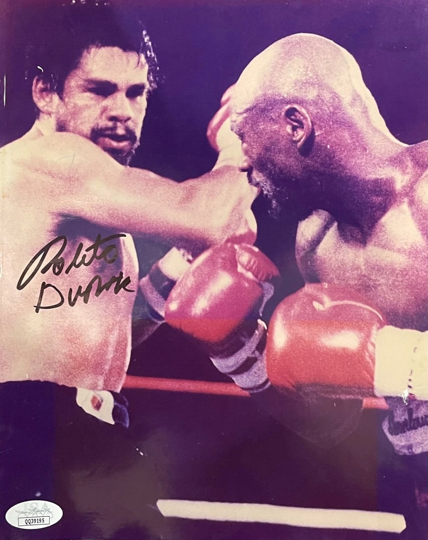 Roberto Duran Autographed 8x10 Boxing Photo (JSA): Roberto Duran Autographed 8x10 Boxing Photo (JSA) Roberto Duran Autographed 8x10 Boxing Photo (JSA)