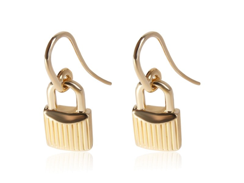 Tom Ford Padlock Earrings In 18k Yellow Gold: Tom Ford Padlock Earrings In 18k Yellow Gold Product Code: 266082252180-E Brand: Tom Ford Condition: Pre-Owned Metal: Yellow Gold Model: 266082252180-E Item Specifics: Brand: Tom Ford <br