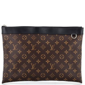 Louis Vuitton Discovery Pochette Macassar