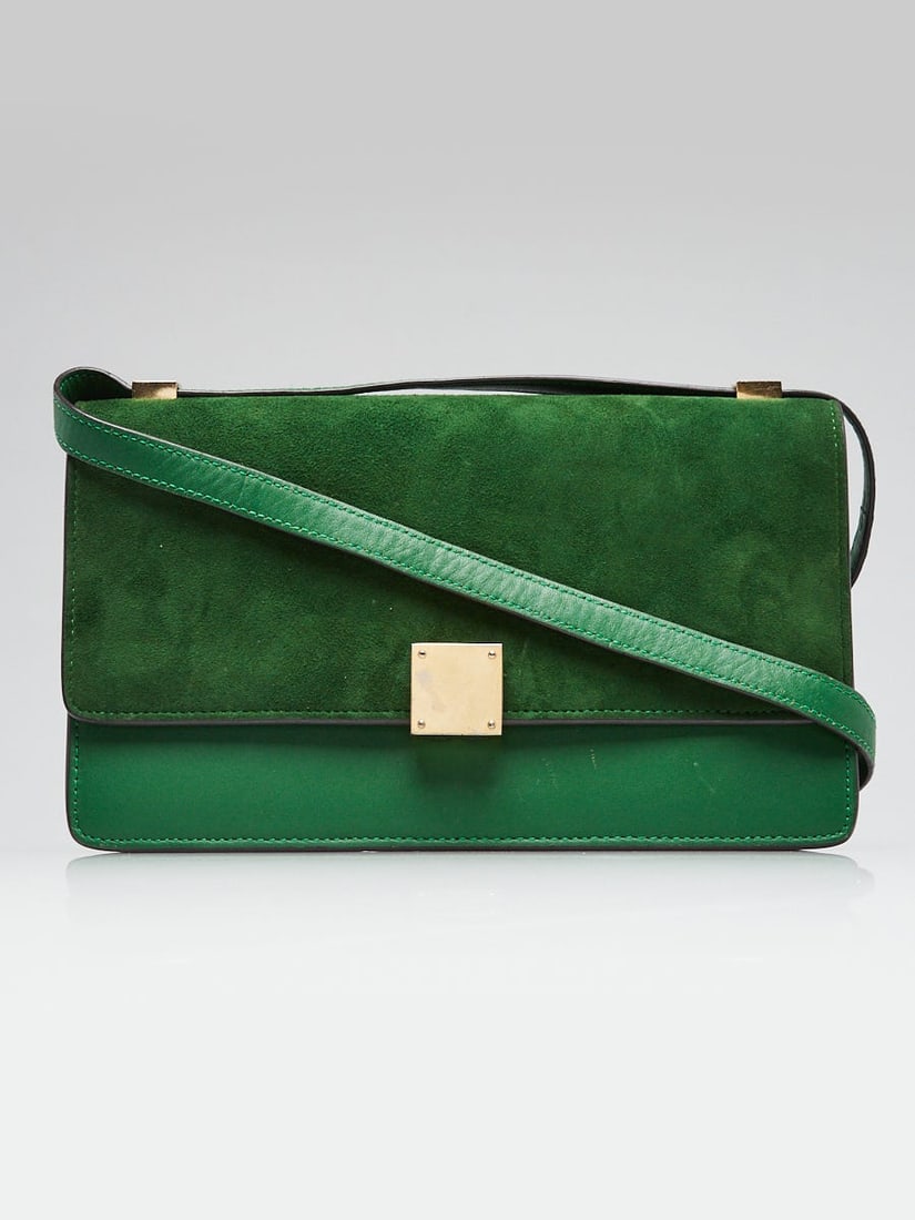Celine Green Leather and Suede Horizontal Box Crossbody Bag: Celine Green Leather and Suede Horizontal Box Crossbody Bag Overall Condition: Gently used Exterior Condition: Gently used Interior Condition: Gently used Designer: Celine Material: Green leather and