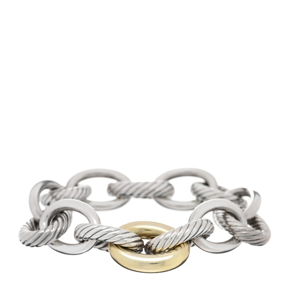 David Yurman Sterling Silver 18K: David Yurman Sterling Silver 18K Yellow Gold 19mm Extra Large Oval Link Bracelet Brand: DAVID YURMAN Condition: Shows Wear Condition Details: Hardware: Scratch(es), Pouch, Due to grading limitations i