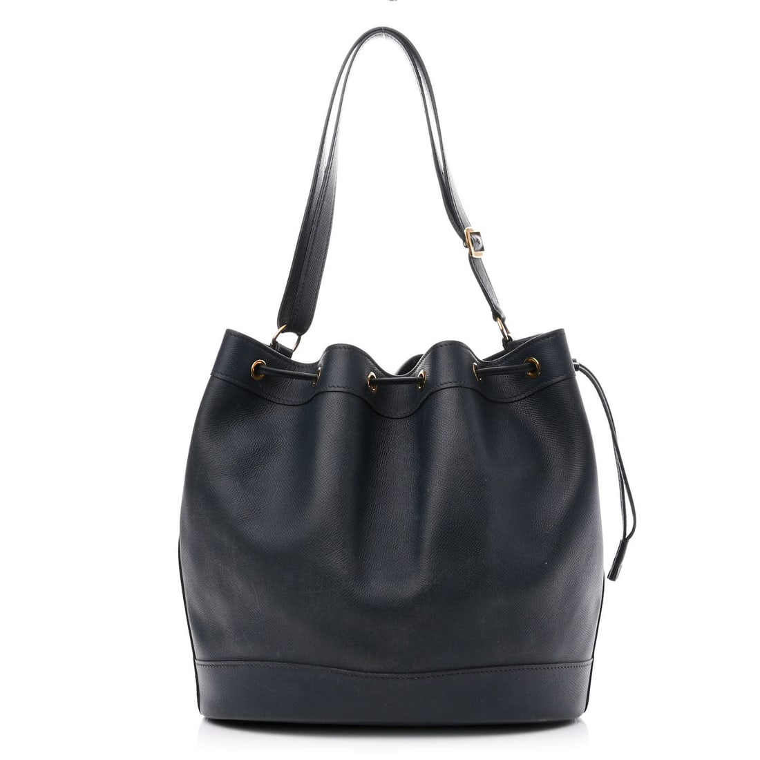 Hermes Courchevel Market 28 Bleu Indigo: Hermes Courchevel Market 28 Bleu Indigo Brand: HERMES Condition: Shows Wear Condition Details: Exterior: Corner wear, scuffs, structure wear, faded area(s), edge wear, surface wear, Handle: Edge wear,