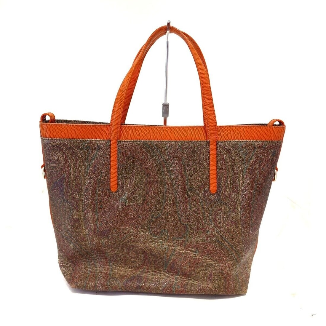 Auth ETRO - Khaki Red Multi: Auth ETRO - Khaki Red Multi PVC Leather Tote Bag Condition: Pre-owned Brand: ETRO Style: Tote Bag Exterior Color: Khaki, Red, Multi Exterior Material: PVC, Leather Accessories: Dust Bag Shoulder S