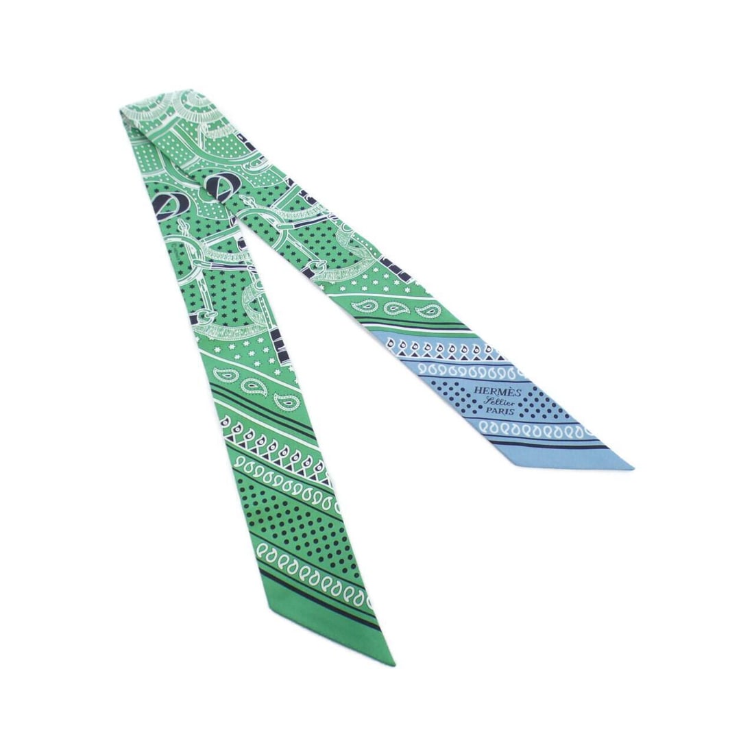 Authentic HERMES EPERON DOR Twilly 062978S: Authentic HERMES EPERON DOR Twilly 062978S Scarf #260-004-554-1452 Condition: Pre-owned Brand: HERMES Style: Scarf Color: VERT+BLUE JEAN+WHITE Material: silk Gender: Unisex Size: W x H 86